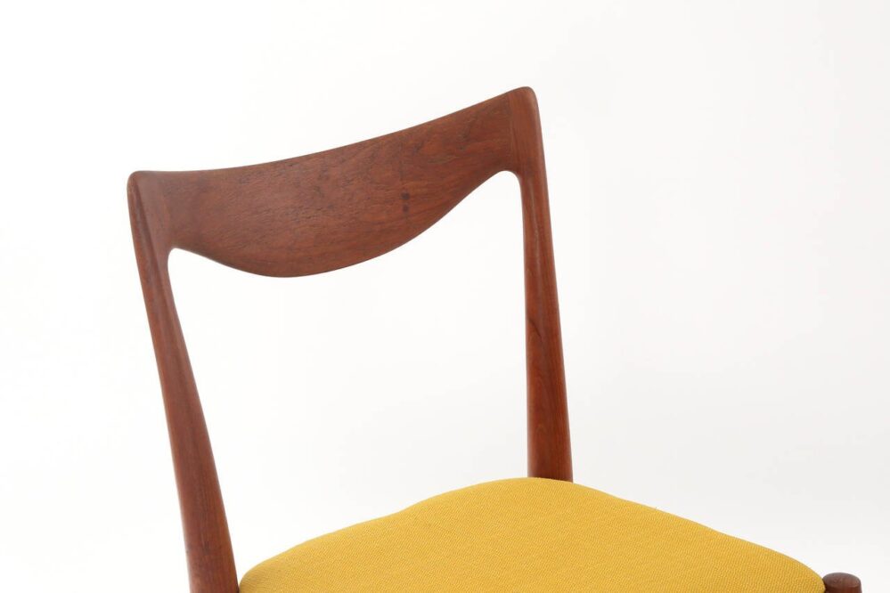Eight Rastad & Relling Sculpted Teak Dining Chairs - Image 4